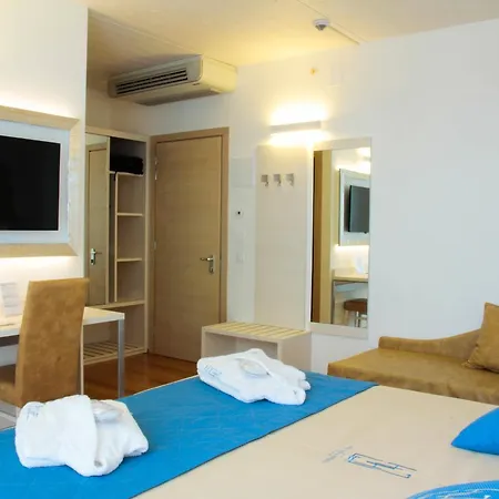 Hollywood***s 3* Jesolo