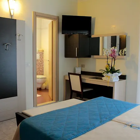 Hollywood***s 3* Jesolo