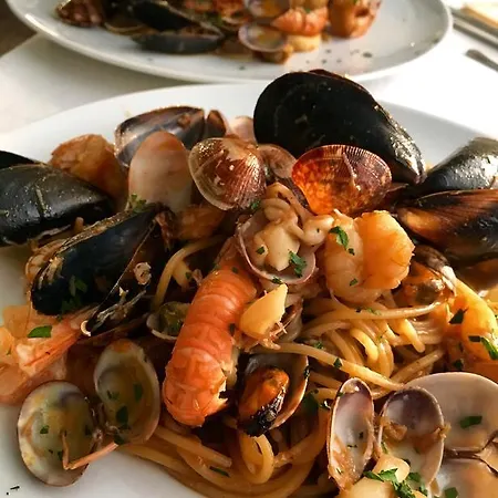 Hollywood***s Лидо-ди-Езоло