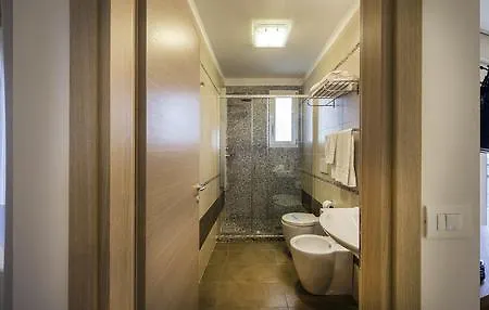 Hollywood***s Отель